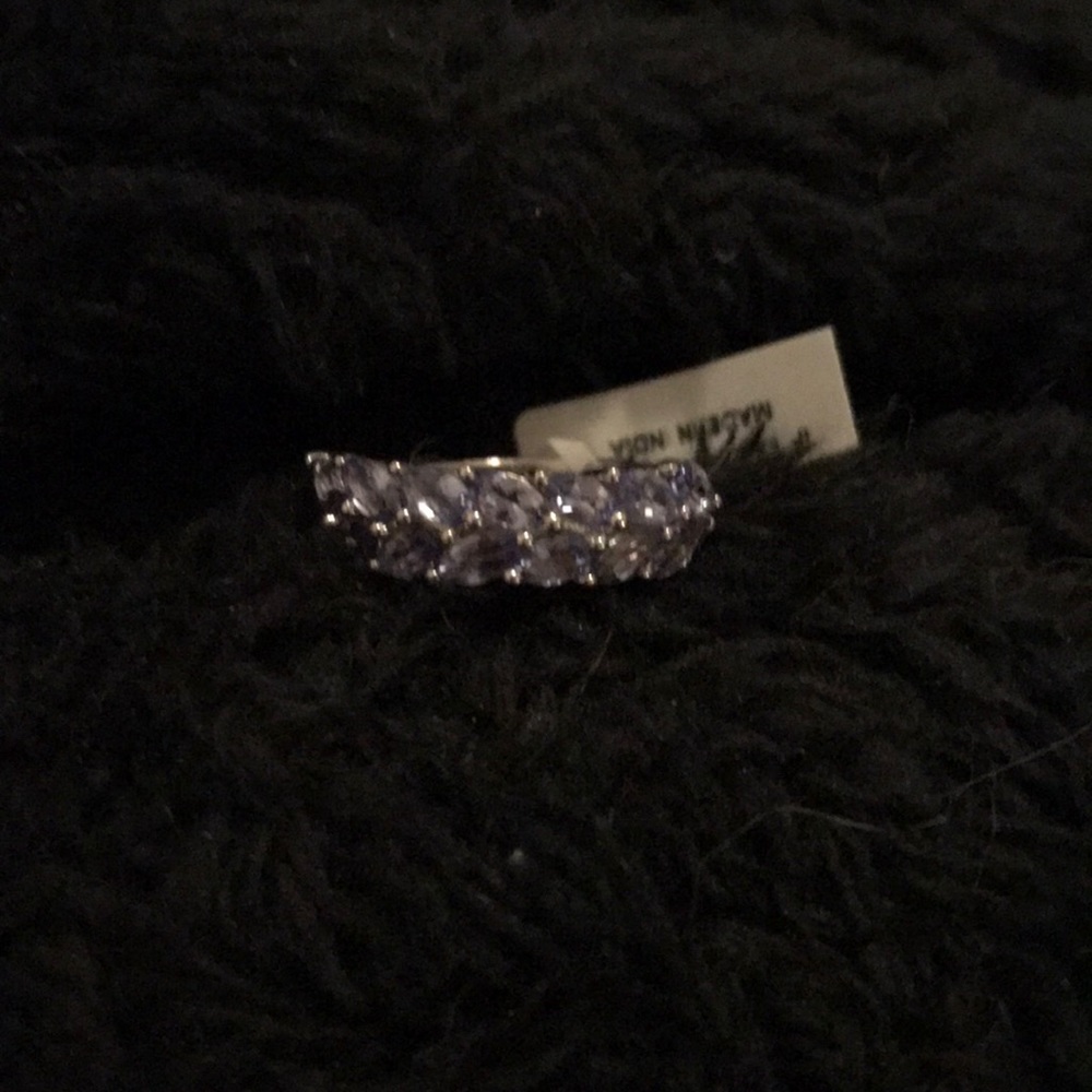 TANZANITE LEAF RING - Picture 2 of 3